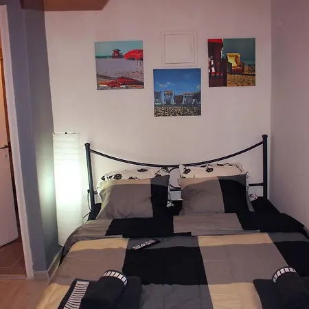 Amazing Studio Next To Center Апартаменты